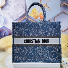 Dior Shopping Bags